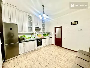 3-комнатная квартира, этаж 9 из 16, 106 м²