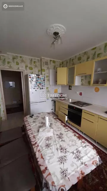 2-комнатная квартира, этаж 12 из 21, 80 м²