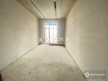 3-комнатная квартира, этаж 4 из 9, 107 м²