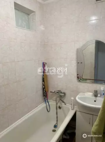 2-комнатная квартира, этаж 4 из 5, 45 м²