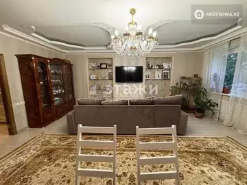 3-комнатная квартира, этаж 1 из 5, 113 м²