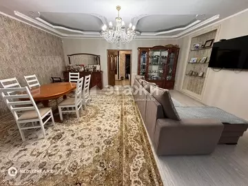 3-комнатная квартира, этаж 1 из 5, 113 м²