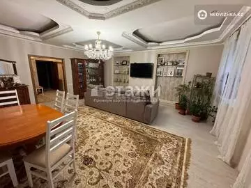 3-комнатная квартира, этаж 1 из 5, 113 м²