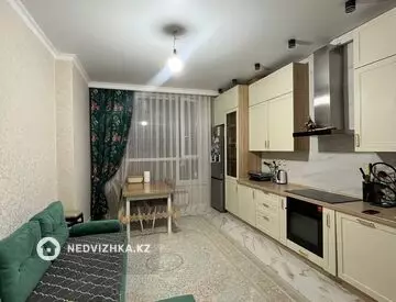 2-комнатная квартира, этаж 10 из 18, 66 м²