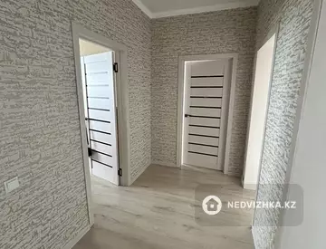 3-комнатная квартира, этаж 4 из 4, 76 м²