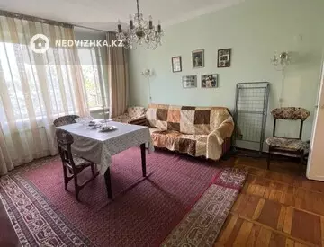 4-комнатная квартира, этаж 3 из 5, 110 м²