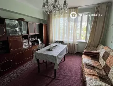 4-комнатная квартира, этаж 3 из 5, 110 м²