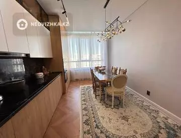 4-комнатная квартира, этаж 8 из 16, 140 м²