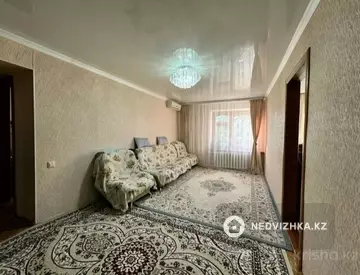 3-комнатная квартира, этаж 1 из 9, 60 м²