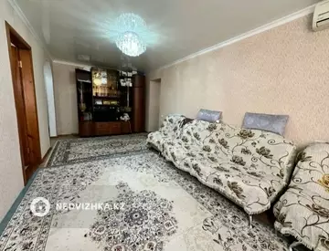 3-комнатная квартира, этаж 1 из 9, 60 м²