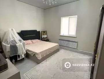 5-комнатная квартира, этаж 1 из 1, 225 м²