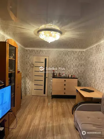 1-комнатная квартира, этаж 1 из 2, 37 м²