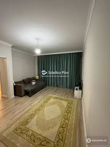 1-комнатная квартира, этаж 7 из 12, 42 м²