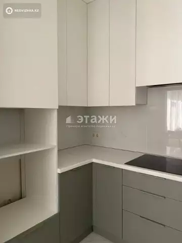 2-комнатная квартира, этаж 4 из 10, 50 м²