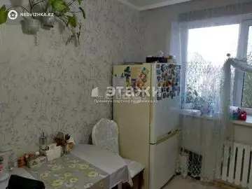 60 м², 2-комнатная квартира, этаж 3 из 5, 60 м², изображение - 1