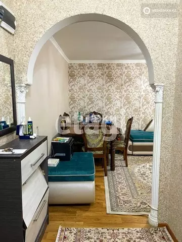 2-комнатная квартира, этаж 2 из 5, 48 м²