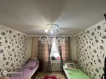 2-комнатная квартира, этаж 2 из 5, 48 м²