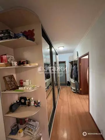2-комнатная квартира, этаж 3 из 9, 67 м²