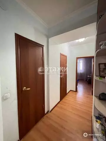 2-комнатная квартира, этаж 3 из 9, 67 м²
