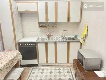 2-комнатная квартира, этаж 3 из 5, 50 м²