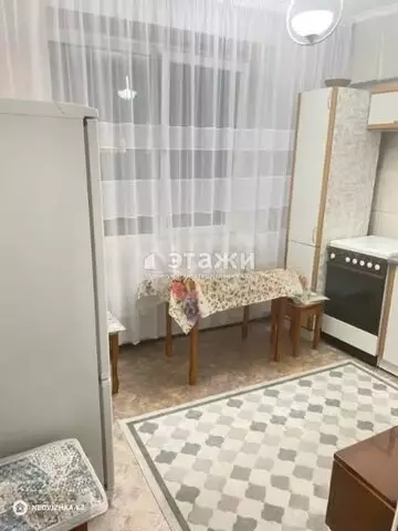 2-комнатная квартира, этаж 3 из 5, 50 м²