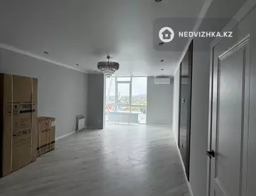 2-комнатная квартира, этаж 11 из 13, 61 м²