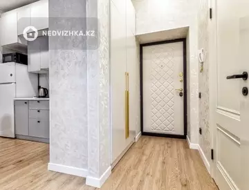 2-комнатная квартира, этаж 6 из 12, 43 м², посуточно