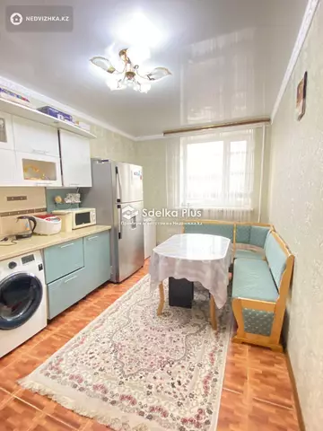 2-комнатная квартира, этаж 9 из 12, 68 м²