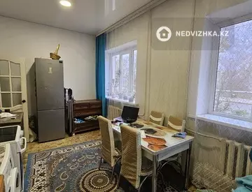 1-комнатная квартира, этаж 1 из 3, 44 м²