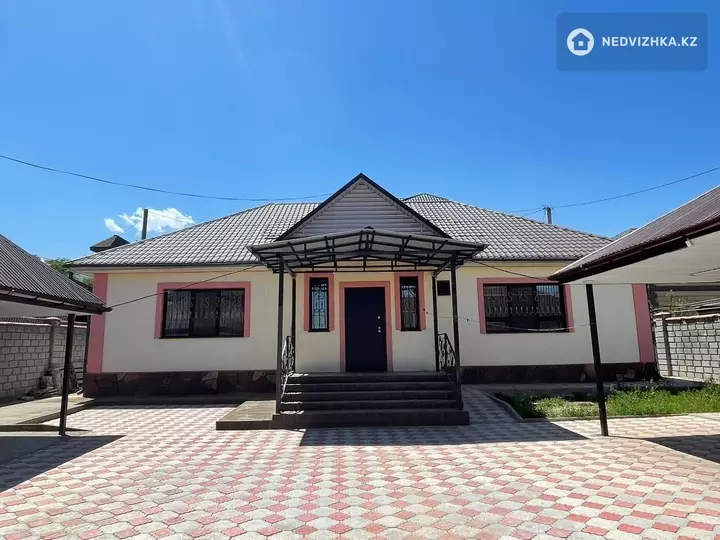 200 м², 5-комнатный дом, 6 соток, 200 м², изображение - 1