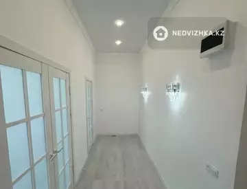 3-комнатная квартира, этаж 8 из 10, 92 м²