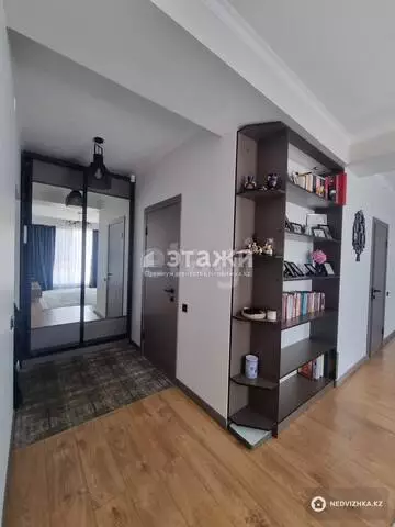 80.1 м², 3-комнатная квартира, этаж 2 из 3, 80 м², изображение - 32