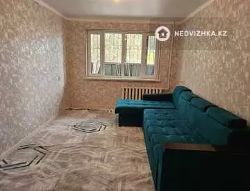 2-комнатная квартира, этаж 2 из 5, 50 м², на длительный срок