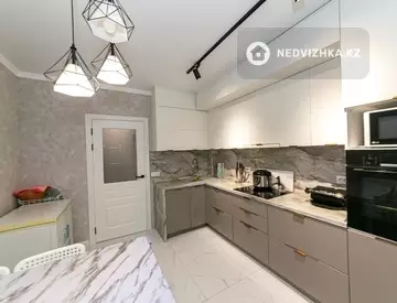 3-комнатная квартира, этаж 9 из 10, 104 м²