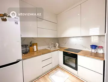 2-комнатная квартира, этаж 13 из 16, 60 м²