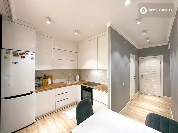 60 м², 2-комнатная квартира, этаж 13 из 16, 60 м², изображение - 1