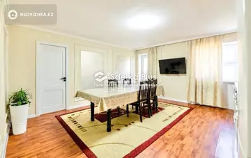 3-комнатная квартира, этаж 3 из 5, 90 м²