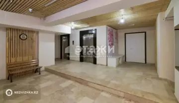 4-комнатная квартира, этаж 7 из 20, 206 м²
