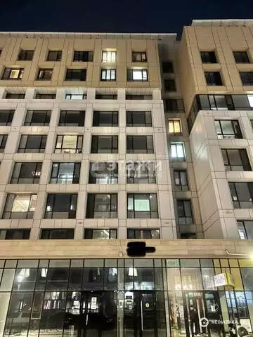 3-комнатная квартира, этаж 2 из 10, 102 м²