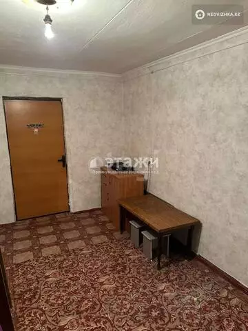 1-комнатная квартира, этаж 4 из 5, 14 м²
