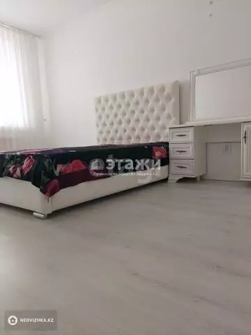 3-комнатная квартира, этаж 13 из 20, 120 м²