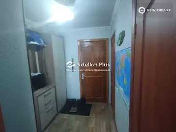 1-комнатная квартира, этаж 3 из 5, 36 м²