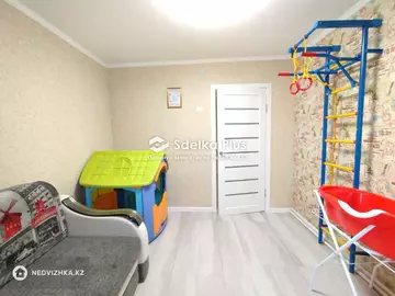 2-комнатная квартира, этаж 2 из 2, 53 м²