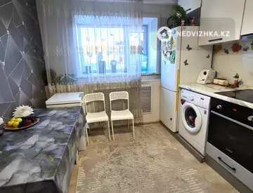 2-комнатная квартира, этаж 1 из 10, 51 м²