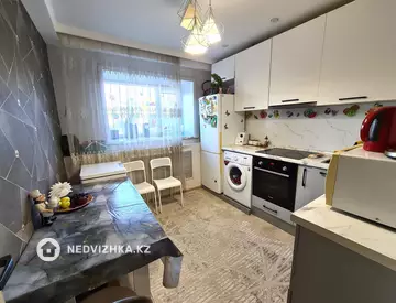 2-комнатная квартира, этаж 1 из 10, 51 м²