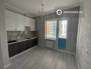 1-комнатная квартира, этаж 6 из 23, 33 м²