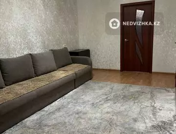 2-комнатная квартира, этаж 4 из 5, 42 м²