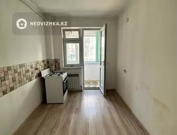 1-комнатная квартира, этаж 1 из 7, 38 м²