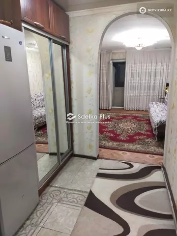 3-комнатная квартира, этаж 4 из 5, 60 м²