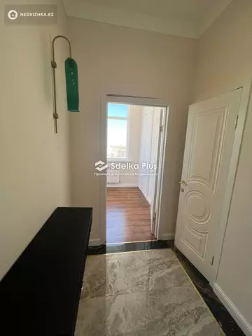 2-комнатная квартира, этаж 17 из 18, 60 м²